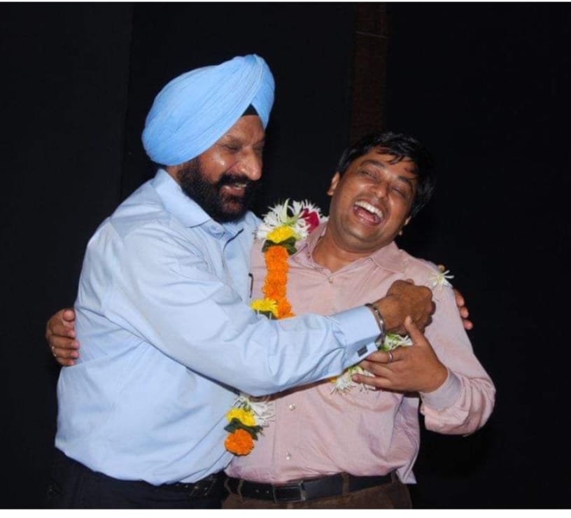 Dr. Mukesh Gautam stage performance